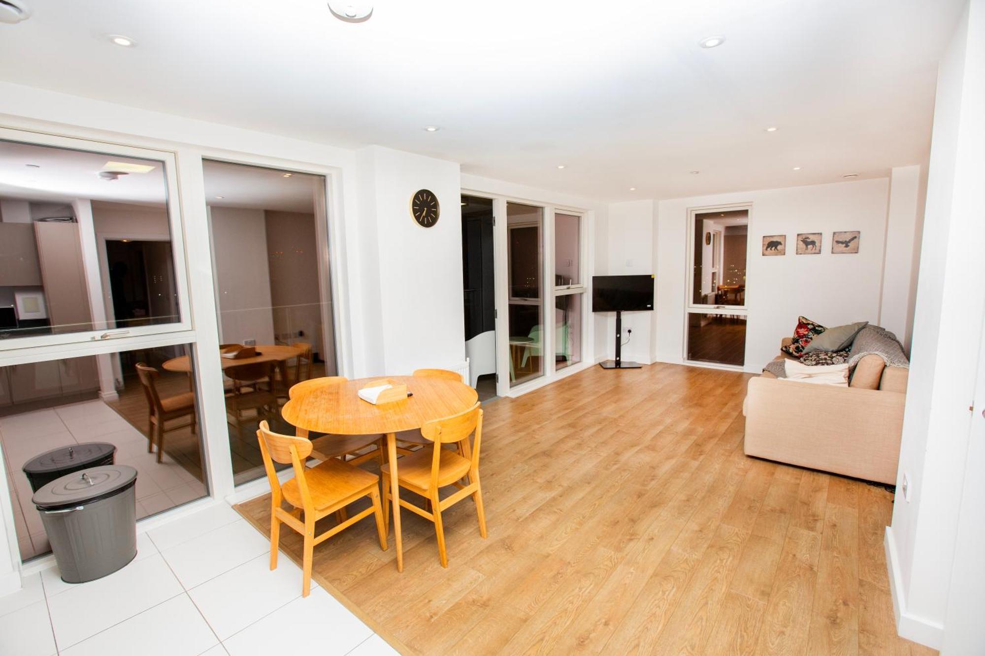 Waterfront- London Greenwich O2 Arena 2 Bed Flat Экстерьер фото